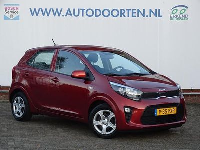 Oranje Occasion 2022 Kia Picanto Comfort Hatchback | € 11.900 (Eerlijke prijs)