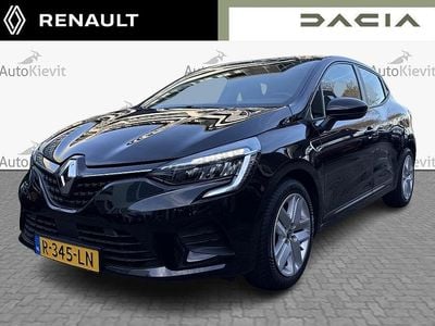 Zwart Gebruikt 2022 Renault Clio V Zen Hatchback | € 14.950 (Goede deal)