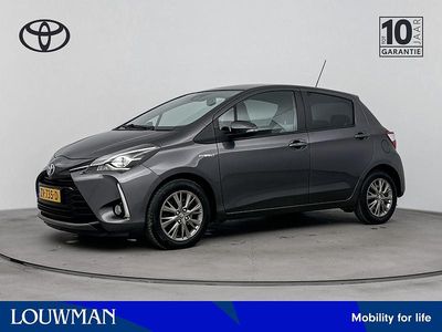 Occasion Toyota Yaris Hybrid 99 PK (72 kW) 2019 Grijs Hatchback