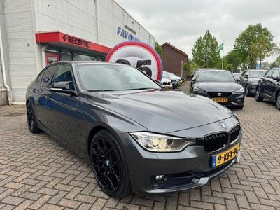 tweedehands BMW 320 320 3-SERIE I SPORT EDITION HIGH EXE/LEER/XENON/NAV