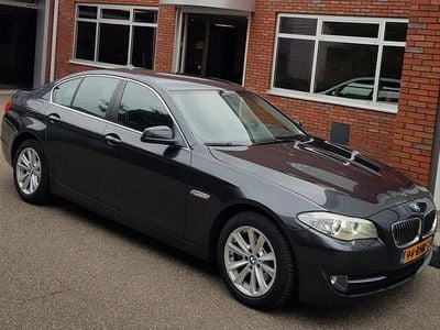 BMW 523