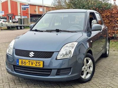 Grijs (metallic) Occasion 2007 Suzuki Swift Hatchback | € 2.250 (Eerlijke prijs)
