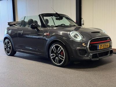 Occasion Mini John Cooper Works Cabriolet Chili 233 PK (171 kW) 2019 Grijs Cabriolet