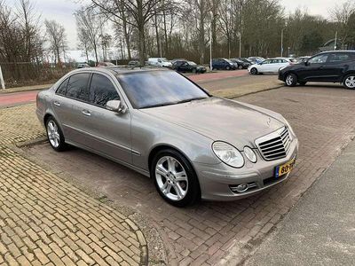 Grijs Occasion 2006 Mercedes E200 Avantgarde Sedan | € 9.950 (Duur)