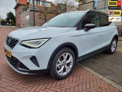 Wit Gebruikt 2025 Seat Arona Business SUV | € 28.950 (Eerlijke prijs)