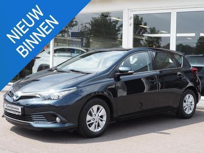 tweedehands Toyota Auris 1.8 Hybrid Now