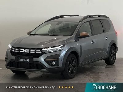 Grijs Gebruikt 2024 Dacia Jogger Extreme MPV | € 26.395 (Eerlijke prijs)