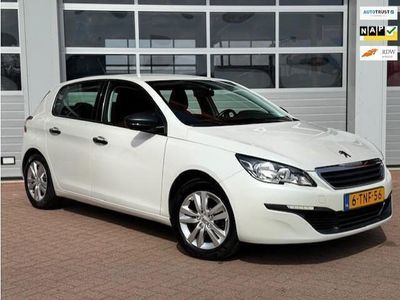 tweedehands Peugeot 308 1.2 VTi Blue / Trekhaak / PDC / LED / Cruise