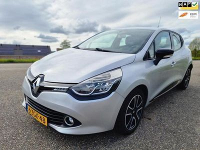 tweedehands Renault Clio IV 1.2 16V/navi/airco/lage km 115000/rijd rem schakel perfect/goed onderhoud/inruil mog !!!