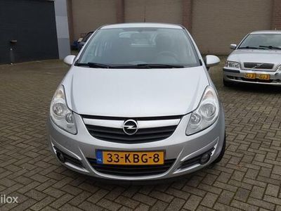 tweedehands Opel Corsa 1.4-16V Edition / APK TOT:30-05-2023 / Airco