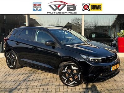 Zwart Occasion 2023 Opel Grandland X GSe SUV | € 26.249 (Eerlijke prijs)