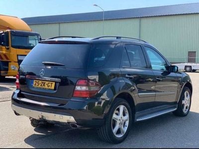 Mercedes ML320