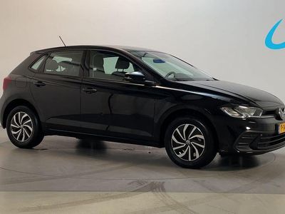 Zwart Gebruikt 2022 VW Polo Life Hatchback | € 15.900 (Goede deal)