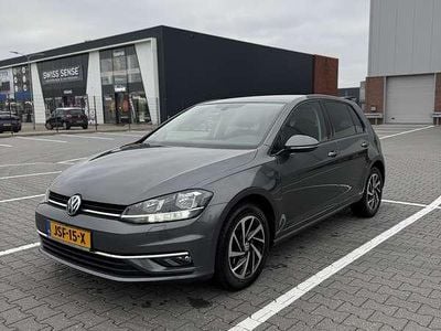 Grijs Gebruikt 2018 VW Golf VII Join Hatchback | € 15.950 (Eerlijke prijs)