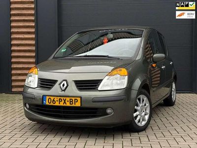 Occasion Renault Modus Dynamique 111 PK (81 kW) 2005 Groen MPV