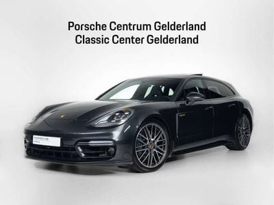 Porsche Panamera 4