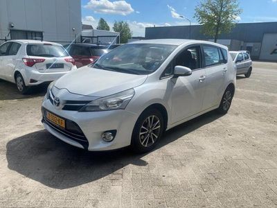 tweedehands Toyota Verso 1.6 VVT-i Business