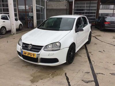 VW Golf V