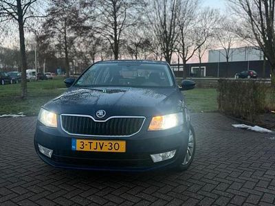 Occasion Skoda Octavia Ambition 141 PK (103 kW) 2014 Blauw Sedan