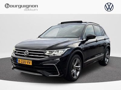 Zwart Occasion 2021 VW Tiguan R-line SUV | € 27.200 (Eerlijke prijs)