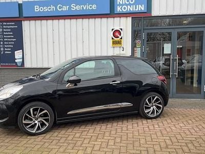 Occasion DS Automobiles DS3 Connected Chic 110 PK (80 kW) 2018 Zwart Hatchback