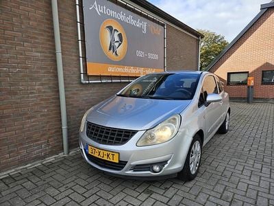 Grijs Occasion 2007 Opel Corsa Business Hatchback | € 699 (Goede deal)