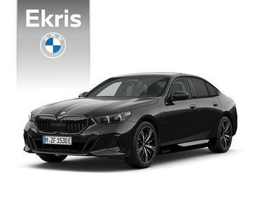 Zwart Nieuw 2026 BMW 550e Comfort Edition Sedan | € 99.995