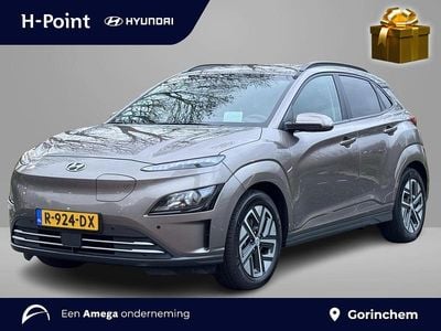 Bruin Gebruikt 2022 Hyundai Kona SUV | € 22.790 (Eerlijke prijs)