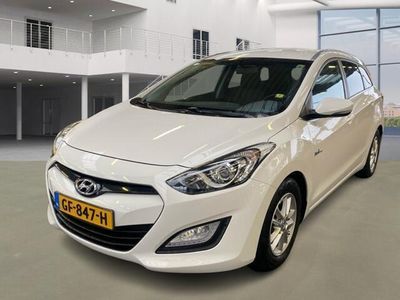 tweedehands Hyundai i30 Wagon 1.6 GDI i-Motion Plus, Cruise, Clima, Navi, Camera!