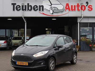 Zwart Gebruikt 2013 Ford Fiesta Titanium Hatchback | € 3.985 (Eerlijke prijs)