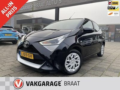 Zwart Gebruikt 2021 Toyota Aygo X-play Hatchback | € 13.950 (Eerlijke prijs)