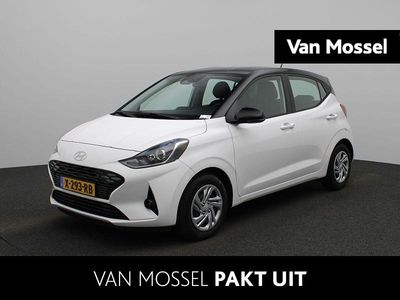 Wit Gebruikt 2024 Hyundai i10 Premium Hatchback | € 15.740 (Eerlijke prijs)