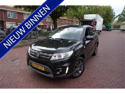 tweedehands Suzuki Vitara 1.6 Exclusive TELEFOON CRUISECONTOL CAMERA NAVIGAT