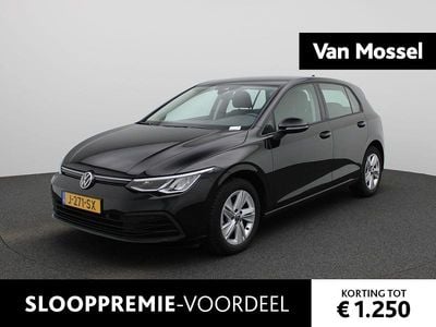 Zwart Gebruikt 2020 VW Golf VII Life Hatchback | € 17.900 (Eerlijke prijs)