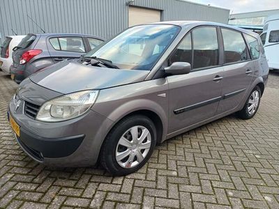 tweedehands Renault Grand Scénic II 1.6-16V Privilège Comfort 7 Zitter