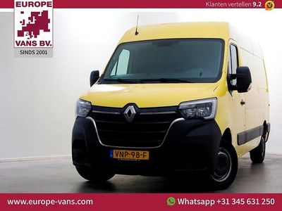Geel Gebruikt 2021 Renault Master Van | € 13.950 (Goede deal)
