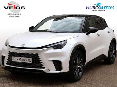 Wit Occasion 2024 Lexus LBX SUV | € 38.750 (Eerlijke prijs)