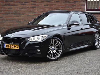 Zwart (metallic) Occasion 2013 BMW 330 M Sport Stationwagen | € 10.949 (Goede deal)