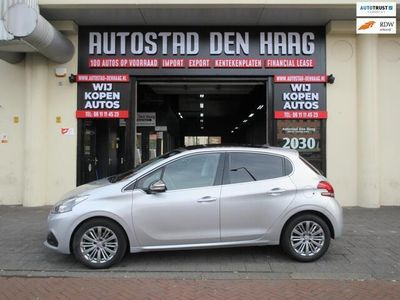 tweedehands Peugeot 208 1.2 PureTech GT-line Automaat 5 Deurs Navi Pano