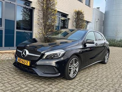 Zwart (metallic) Occasion 2017 Mercedes A180 Business Hatchback | € 12.750 (Eerlijke prijs)