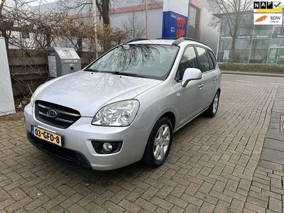 Grijs Gebruikt 2008 Kia Carens MPV | € 2.250 (Eerlijke prijs)