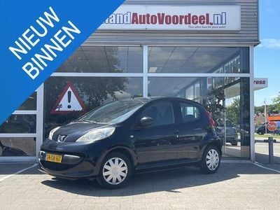 Zwart Gebruikt 2006 Peugeot 107 Hatchback | € 2.249 (Eerlijke prijs)