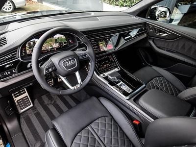 Groen Nieuw 2026 Audi Q8 Competition SUV | € 129.500 (Iets duurder)