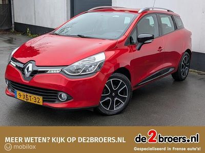 Rood (parellak) Gebruikt 2014 Renault Clio GrandTour Night&Day Stationwagen | € 4.900 (Eerlijke prijs)