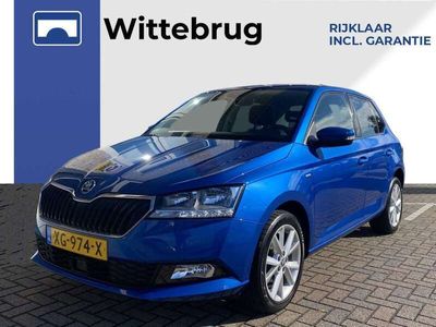 tweedehands Skoda Fabia 1.0 TSI Clever clima / navi/ 16 lmv / metallic /95