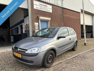 Grijs Gebruikt 2003 Opel Corsa Njoy Hatchback | € 1.849 (Eerlijke prijs)