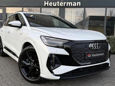 Wit Occasion 2022 Audi Q4 e-tron S-Line SUV | € 34.950 (Duur)