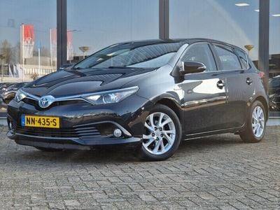 Toyota Auris Hybrid