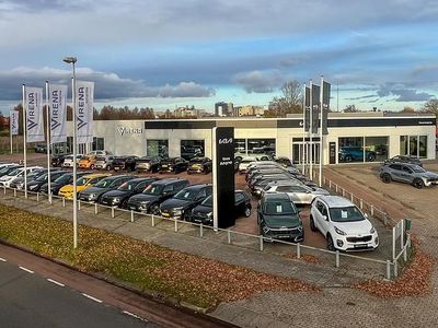 Zwart (metallic) Occasion 2025 Kia Stonic SUV | € 27.950 (Duur)