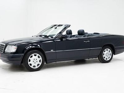 Overige Occasion 1995 Mercedes E200 Cabriolet | € 35.000